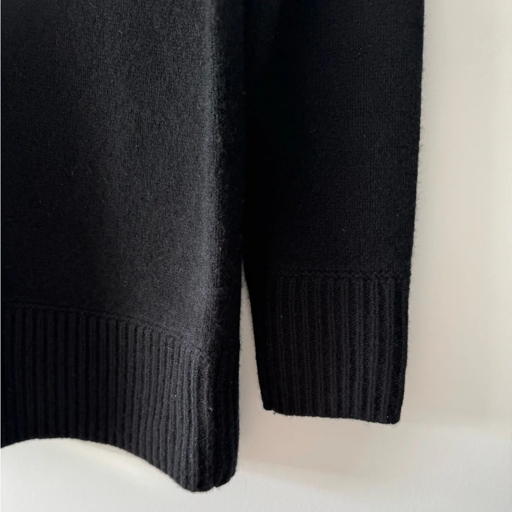 Vince 100% Cashmere V-Neck Sweater - Classic Black - Size XXS (Fits XS) - Picture 7 of 12
